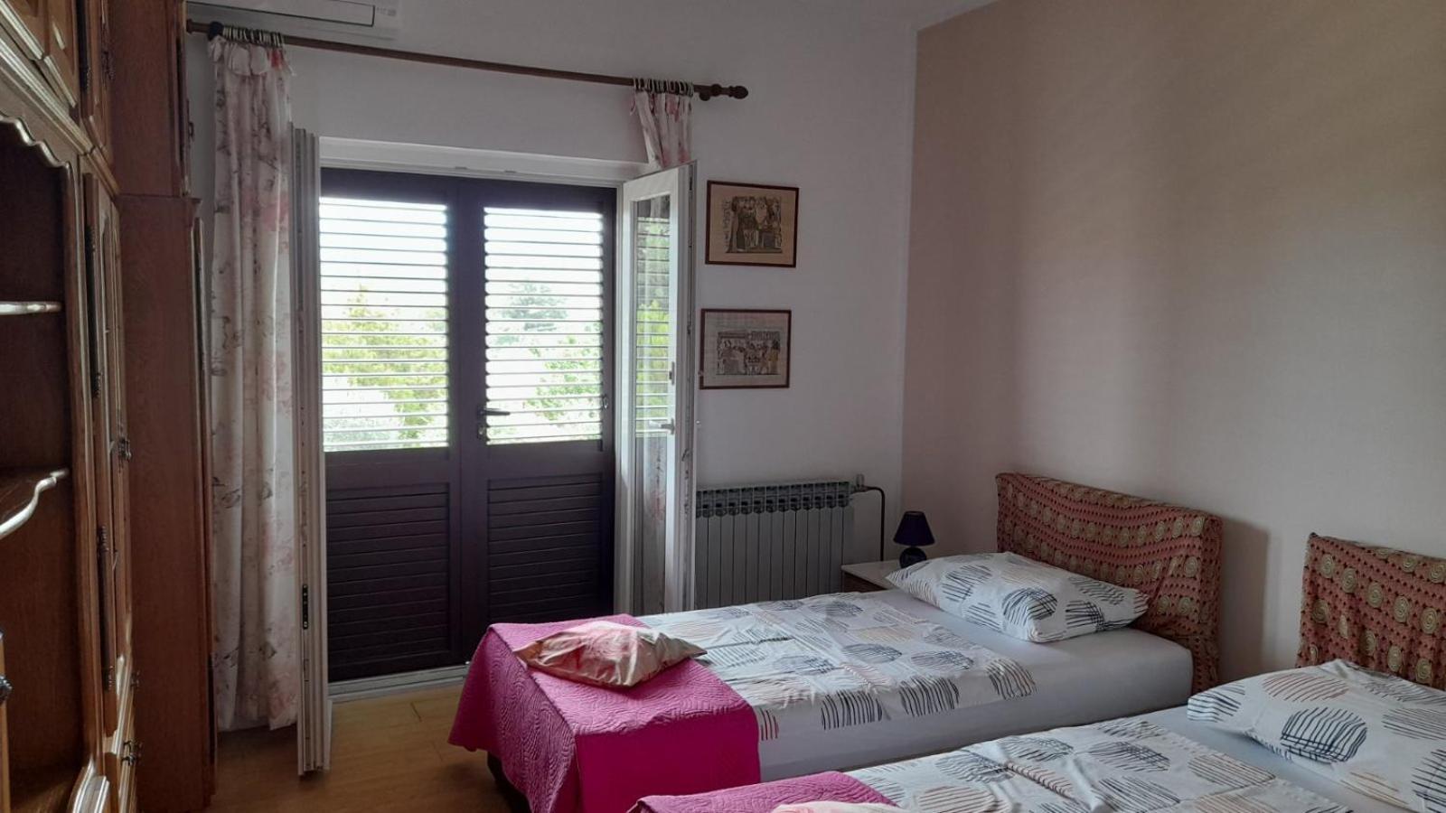Family Apartment Tonko With King'S Bed Matulji Buitenkant foto